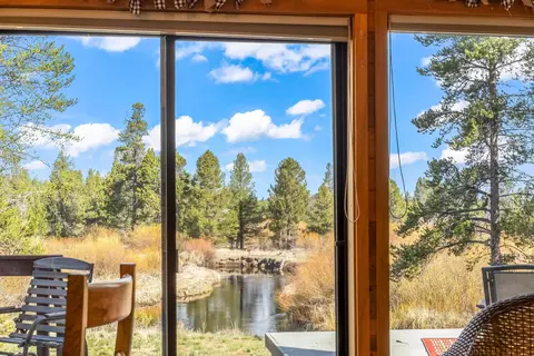 View/Area - 53709 Riverview Dr, La Pine, OR 97739 photo 5 of 10