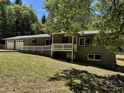 380 Dexter Way, Grants Pass, OR 97527