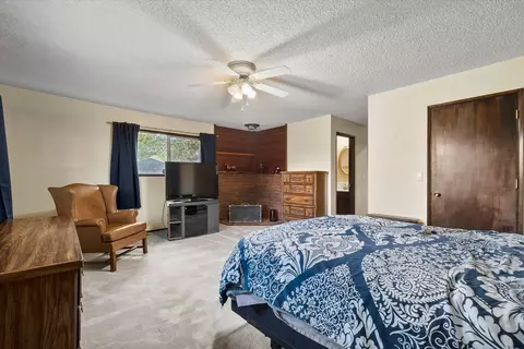 2407 NE Libby Pl, Bend, OR 97701 photo 10