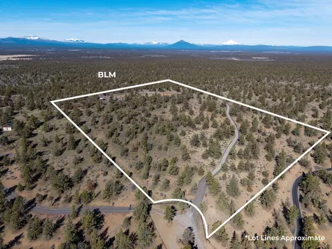 19040 Dusty Loop, Bend, OR 97703 photo 2
