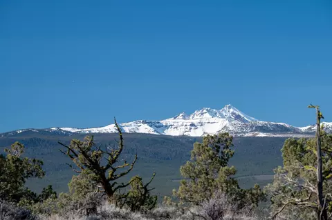 19040 Dusty Loop, Bend, OR 97703 photo 5