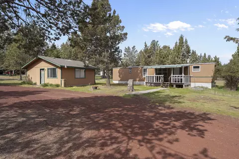 8320 SW High Cone Dr, Terrebonne, OR 97760