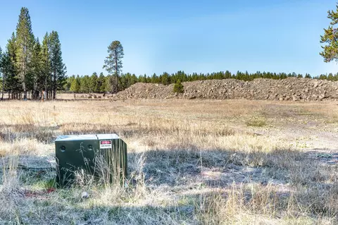 17415 Cedar Ct, Bend, OR 97707 photo 11