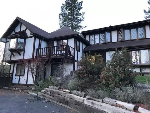 4196 Evans Creek Rd, Rogue River, OR 97537