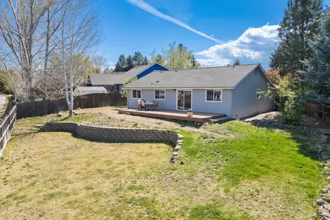 Exterior - 63266 Gallop Ct, Bend, OR 97701 photo 2 of 9
