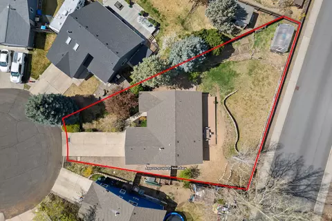 View/Area - 63266 Gallop Ct, Bend, OR 97701 photo 1 of 5