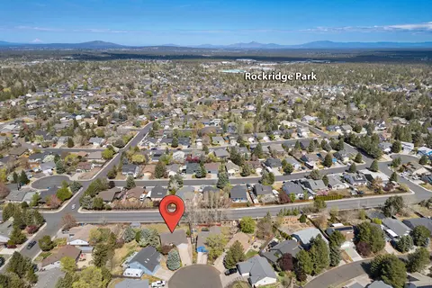 View/Area - 63266 Gallop Ct, Bend, OR 97701 photo 3 of 5