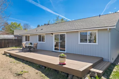 Exterior - 63266 Gallop Ct, Bend, OR 97701 photo 4 of 9