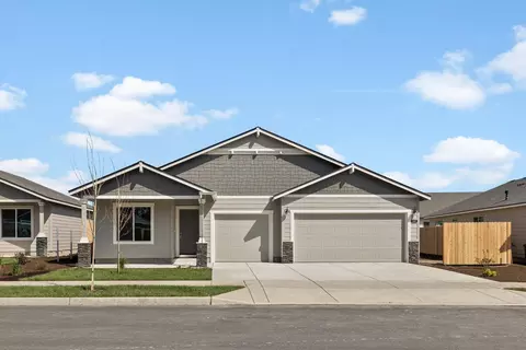 4174 SW Pumice Ave #70, Redmond, OR 97756