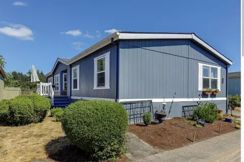 1000 S Mckern Ct UNIT 82, Newberg, OR 97132