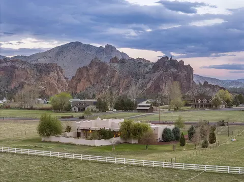 8955 NE 5th St, Terrebonne, OR 97760