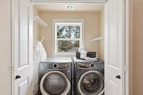 Other - 912 E Timber Pine Dr, Sisters, OR 97759 photo 5 of 10