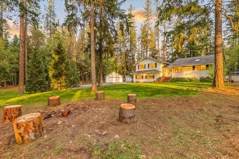 160 Hidden Valley Ln, Rogue River, OR 97537