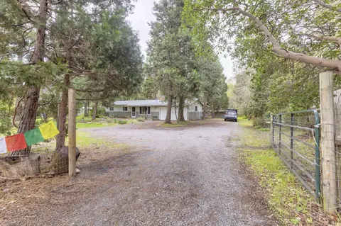 Exterior - 1625 Cedar Flat Rd, Williams, OR 97544 photo 24 of 25