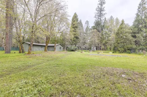 Exterior - 1625 Cedar Flat Rd, Williams, OR 97544 photo 20 of 25
