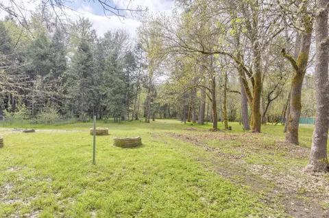 Exterior - 1625 Cedar Flat Rd, Williams, OR 97544 photo 15 of 25