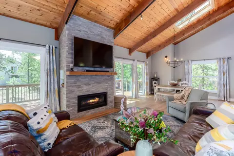 57781 Blue Goose Ln #4, Sunriver, OR 97707