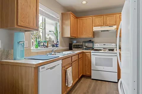 Kitchen - Undisclosed, Bend, OR 97701 photo 1 of 2