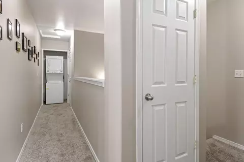 Entry Way - Undisclosed, Bend, OR 97701 photo 1 of 2