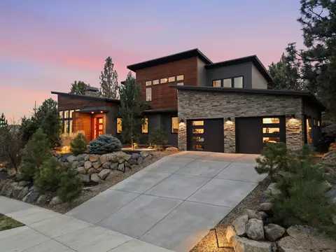 3429 NW Bryce Canyon Ln, Bend, OR 97703