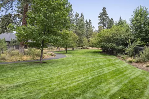 60439 Hedgewood Ln, Bend, OR 97702 photo 41