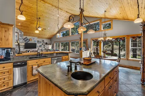 Kitchen - 55162 Lazy Riv, Bend, OR 97707 photo 2 of 2