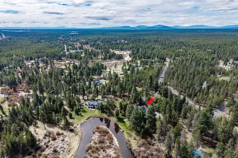 View/Area - 55162 Lazy Riv, Bend, OR 97707 photo 9 of 10