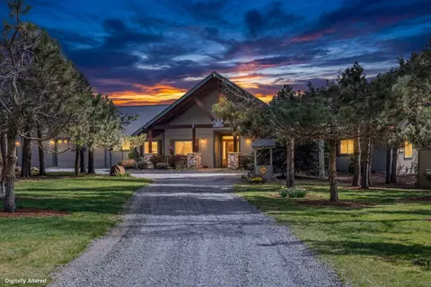 Exterior - 55162 Lazy Riv, Bend, OR 97707 photo 18 of 19