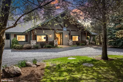 Exterior - 55162 Lazy Riv, Bend, OR 97707 photo 4 of 19