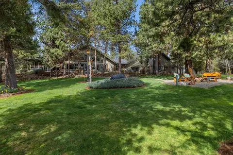 Exterior - 55162 Lazy Riv, Bend, OR 97707 photo 10 of 19