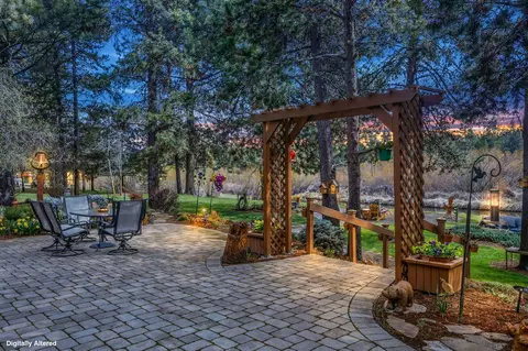 Exterior - 55162 Lazy Riv, Bend, OR 97707 photo 3 of 19