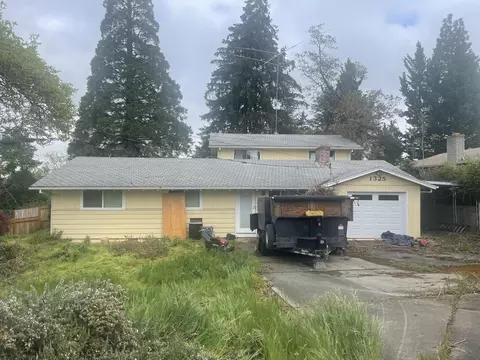 1325 Ridge Way, Medford, OR 97504