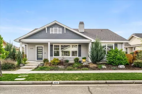409 Castle Rock Dr, Central Point, OR 97502