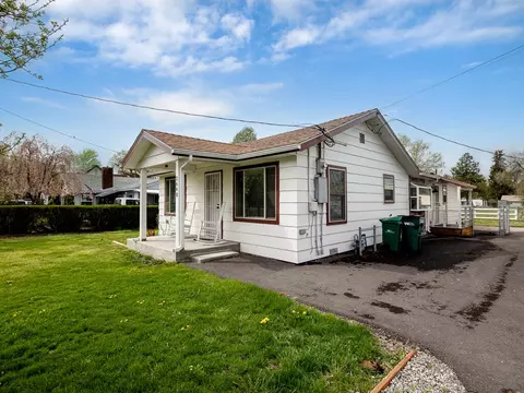 2640 Kane St, Klamath Falls, OR 97603