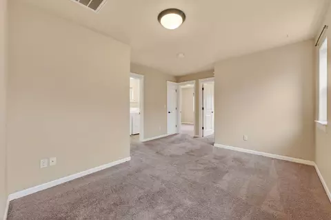 Bedroom - 20252 Badger Rd, Bend, OR 97702 photo 1 of 9