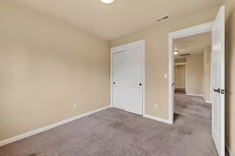 Bedroom - 20252 Badger Rd, Bend, OR 97702 photo 9 of 9