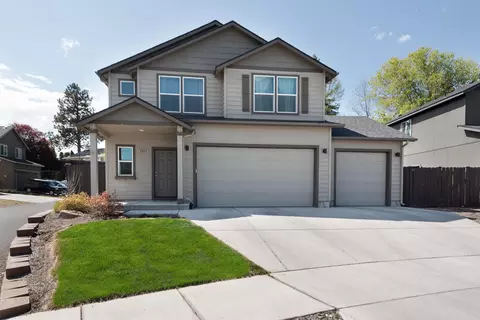 2955 NE Quiet Canyon Dr, Bend, OR 97701