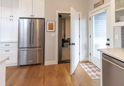 Entry Way - 2735 NW High Lakes Loop, Bend, OR 97703 photo 4 of 4