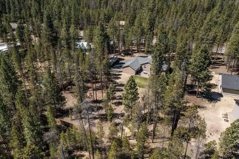 View/Area - 148957 Mabel Dr, La Pine, OR 97739 photo 5 of 6