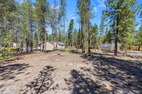 Exterior - 148957 Mabel Dr, La Pine, OR 97739 photo 12 of 24