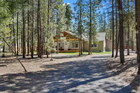 Exterior - 148957 Mabel Dr, La Pine, OR 97739 photo 5 of 24