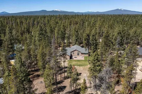 View/Area - 148957 Mabel Dr, La Pine, OR 97739 photo 6 of 6