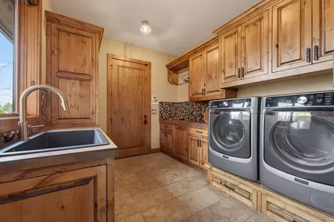 Other - 19345 Roswell Dr, Bend, OR 97702 photo 5 of 10