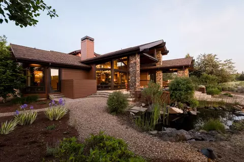 Exterior - 19345 Roswell Dr, Bend, OR 97702 photo 1 of 3