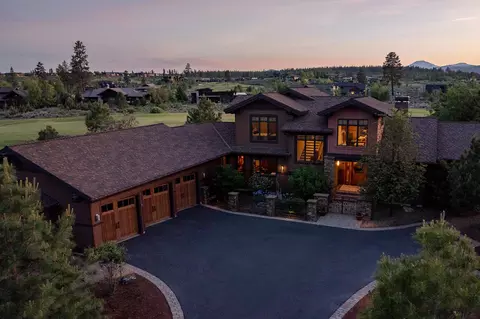 Exterior - 19345 Roswell Dr, Bend, OR 97702 photo 3 of 3