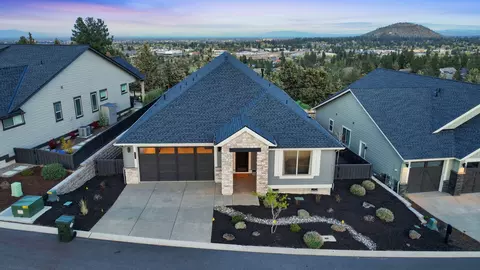 2986 NW Butte View Dr, Bend, OR 97703