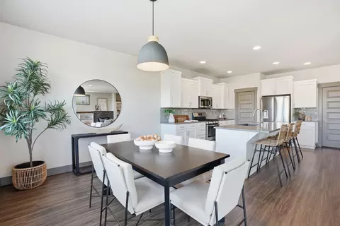 Dining - 61391 Sunbrook Dr, Bend, OR 97702 photo 2 of 2