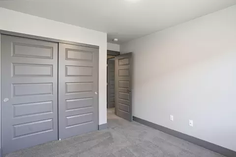Bedroom - 61391 Sunbrook Dr, Bend, OR 97702 photo 6 of 8