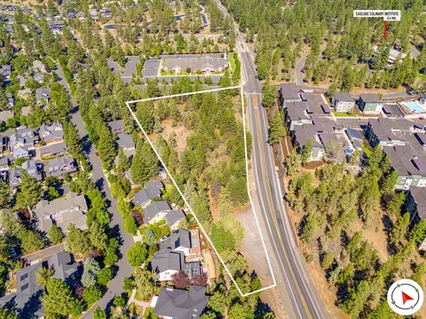 2455 NW Shevlin Park Rd, Bend, OR 97703