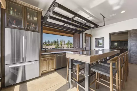 Kitchen - 19100 Macalpine Loop, Bend, OR 97702 photo 6 of 6
